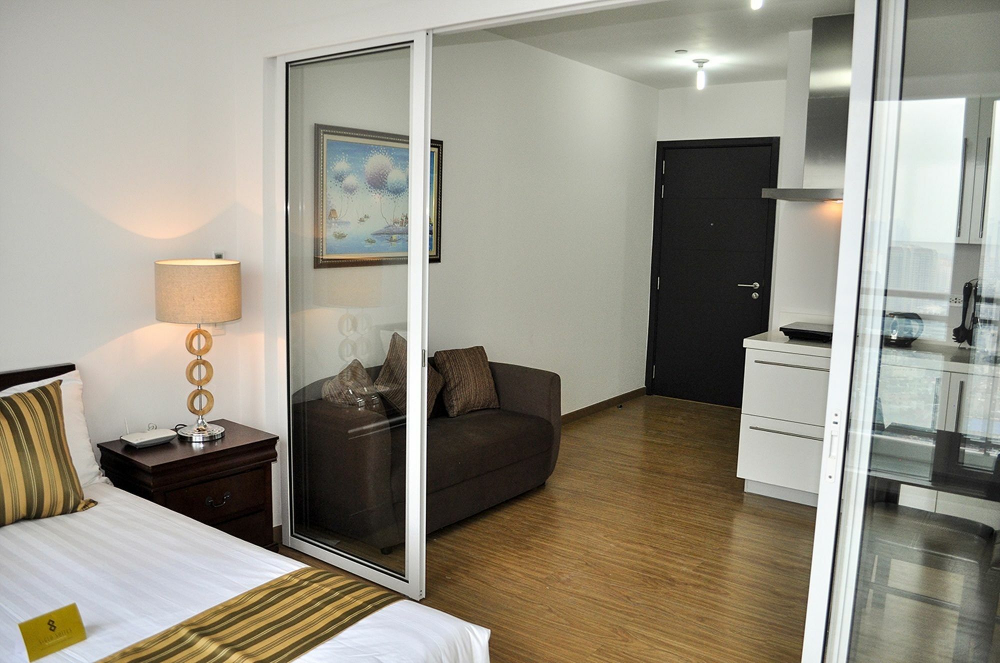 Siglo Suites @ The Acqua Private Residences Mandaluyong Exterior foto